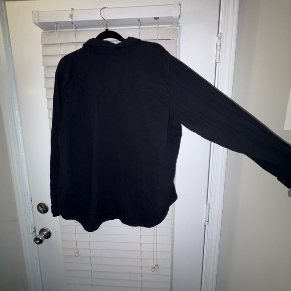 Universal Thread Women’s Black Button-Up Shirt Size XL - Picture 7 of 8